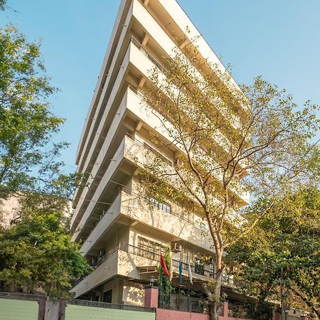Arnna Hotel - Goregaon Mumbai  Buitenkant foto
