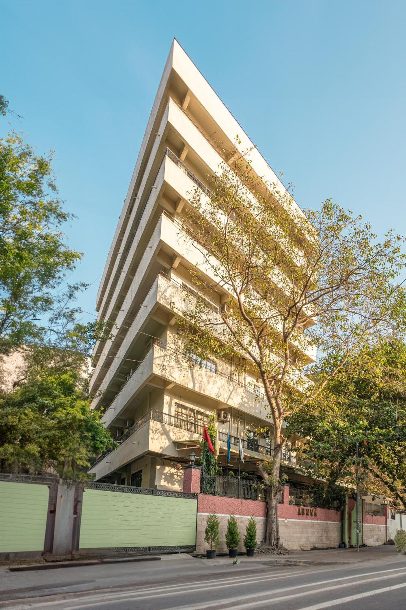 Arnna Hotel - Goregaon Mumbai  Buitenkant foto
