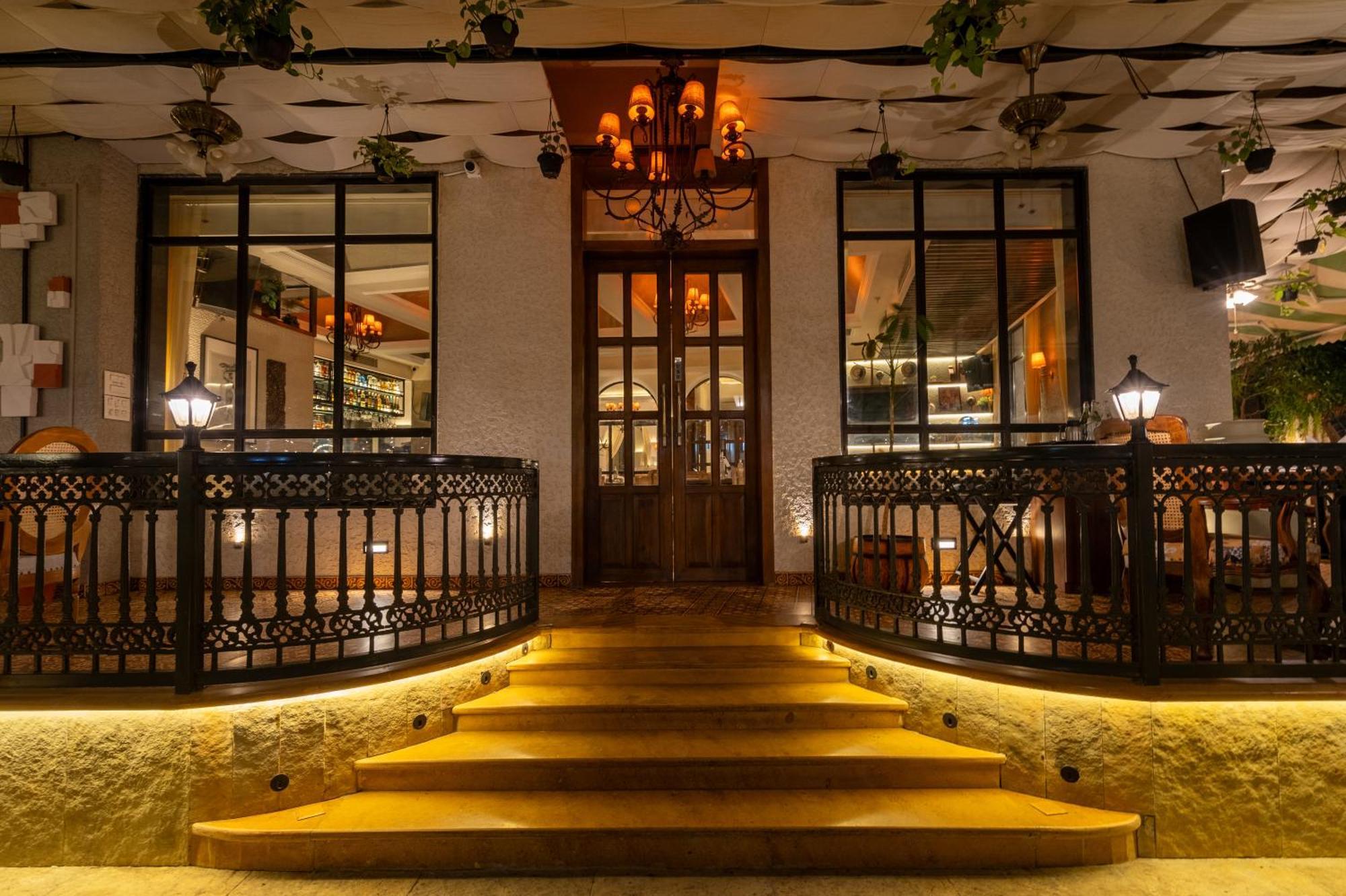 Arnna Hotel - Goregaon Mumbai  Buitenkant foto